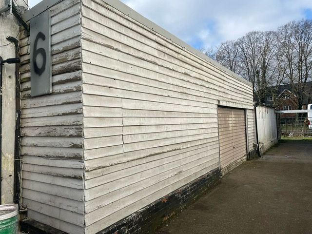 image for Garage with Office Space for Rent in Byfleet.