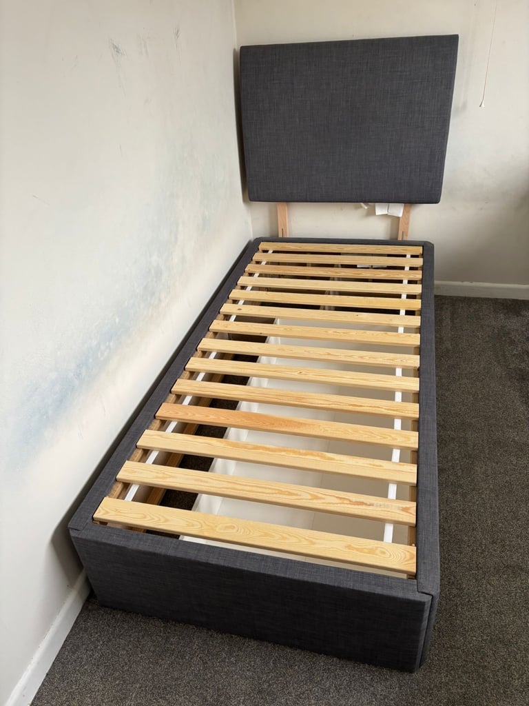 Single IKEA bed with storage and mattress 