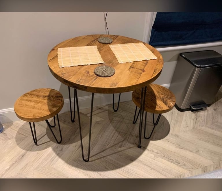 image for Pin legs table 