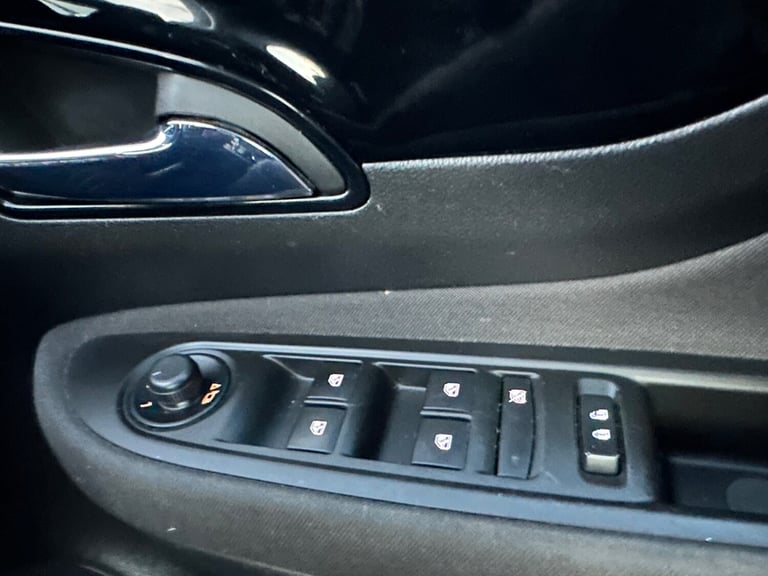 2017 Vauxhall Mokka X 1.4T Active 5dr HATCHBACK Petrol Manual