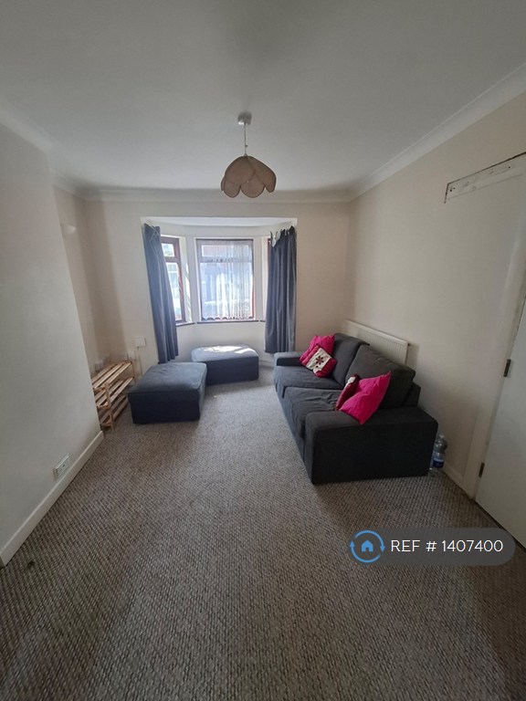 1 bedroom in Brickfield Road, Southampton, SO17 (#1407400)