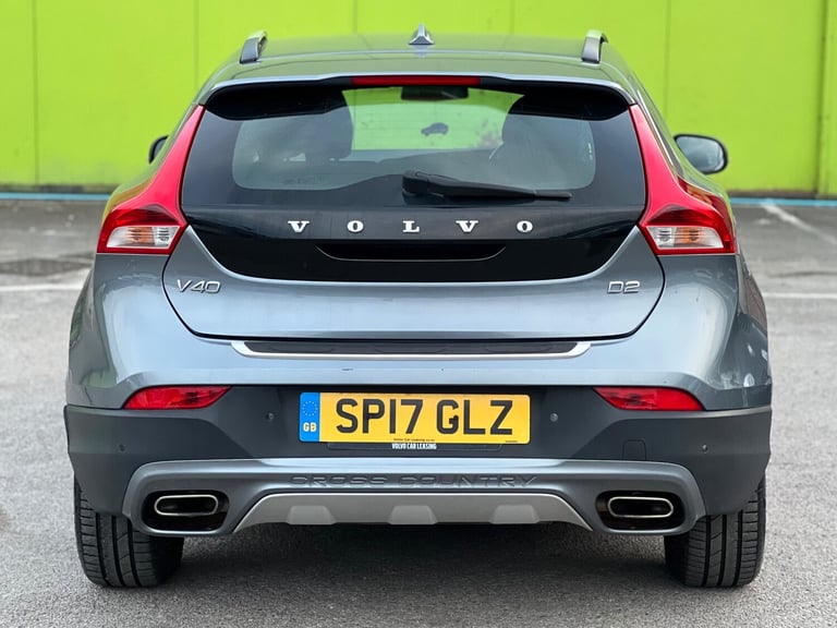 2017 Volvo V40 D2 [120] Cross Country Nav Plus 5dr HATCHBACK Diesel Manual