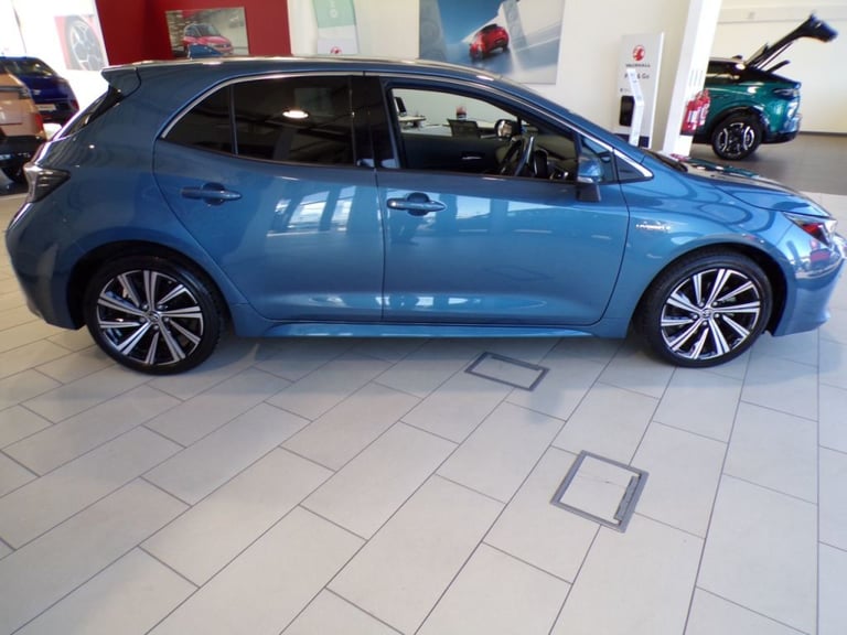  Toyota Corolla 1.8 VVT-i Hybrid Design 5dr CVT Petrol/Electric Hybrid