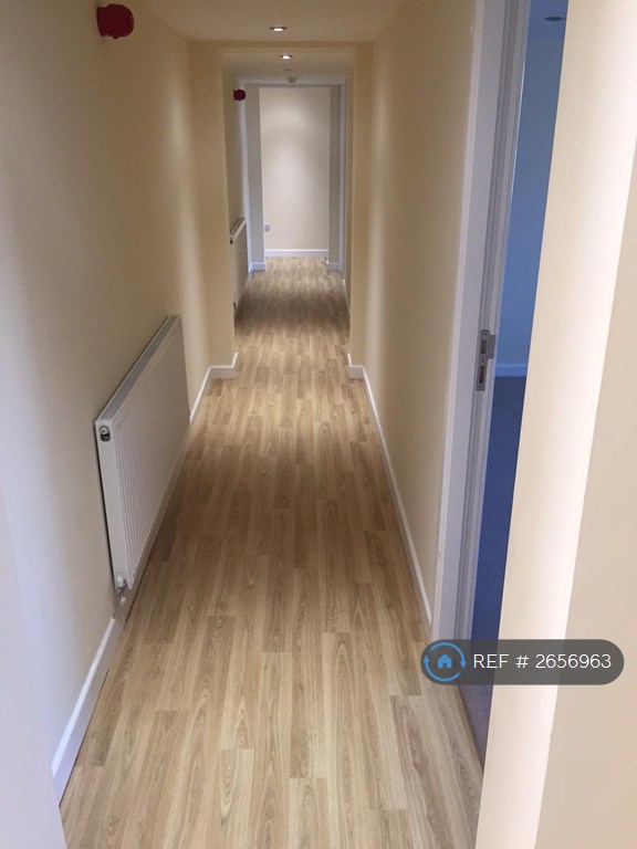 5 bedroom flat in North View, Edge Hill, Liverpool, L7 (5 bed) (#2656963)