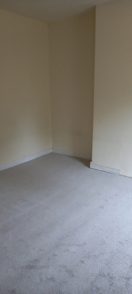 *LET BY**1 BEDROOM**FIRST FLOOR FLAT**St ANN STREET**HANLEY**