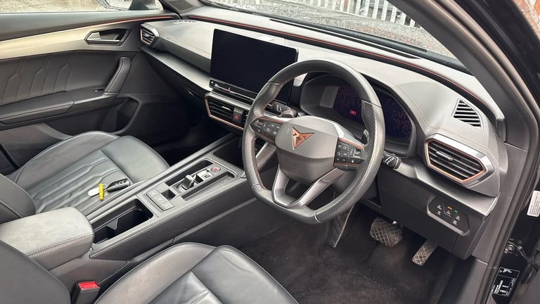 2024 Cupra Formentor 1.4 eHybrid 204 V2 5dr DSG Estate Estate Hybrid Automatic