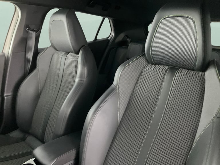 2023 Peugeot E-2008 50kWh GT SUV 5dr Electric Auto (7kW Charger) (136 ps) - LED - REVERSE CAM - S...