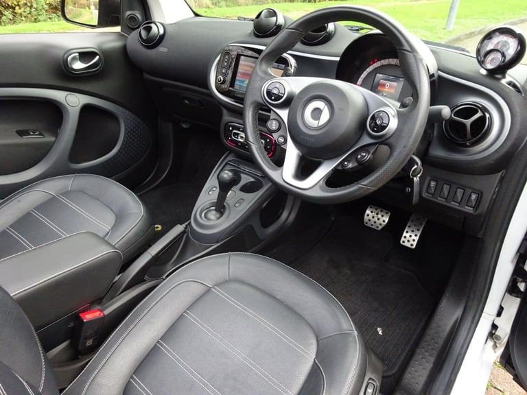 2017 smart fortwo 0.9T Prime Sport (Premium) Cabriolet Twinamic Euro 6 (s/s) 2dr CONVERTIBLE Petr...