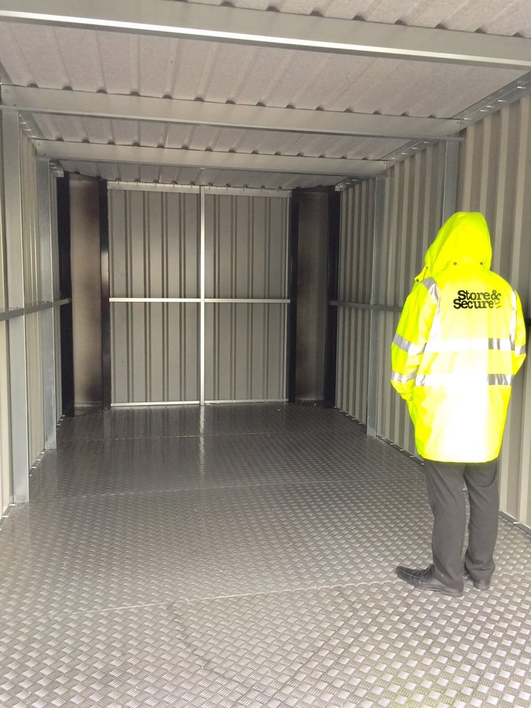 Garage size storage space in Poole 