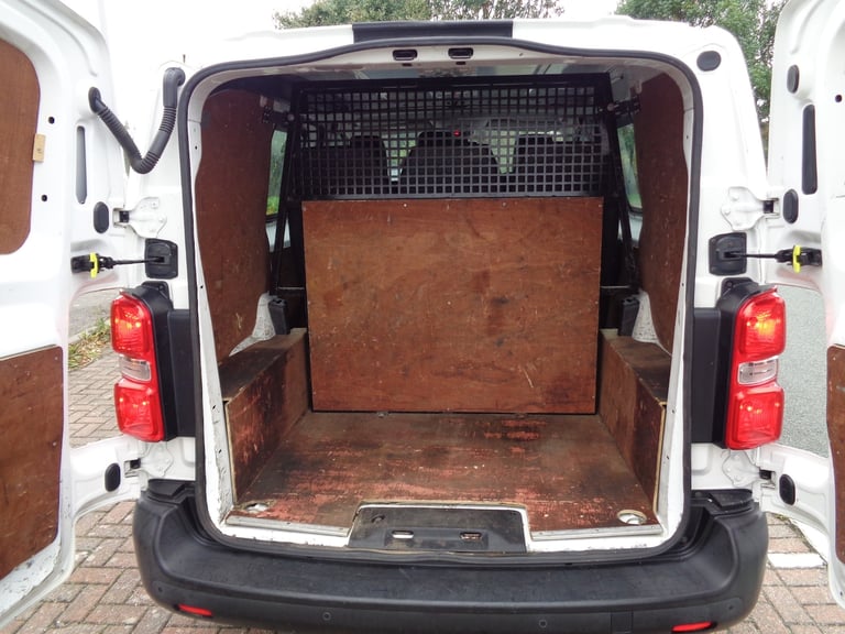 2020 Peugeot Expert 1000 15 BlueHDi 100 Professional CREW VAN 6 SEATS Crew Van Diesel Manual