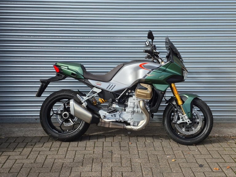 Moto Guzzi V100 Mandello S