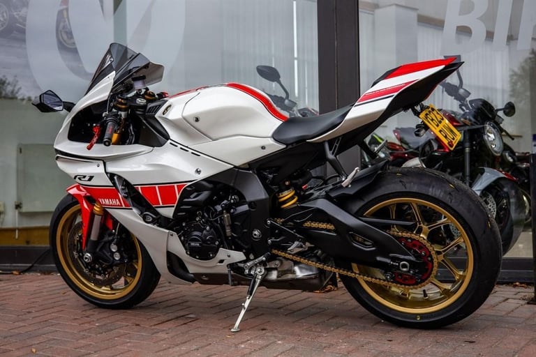 Yamaha R1 50TH ANNIVERSARY ! LOW MILES ! EXTRAS ! STUNNING