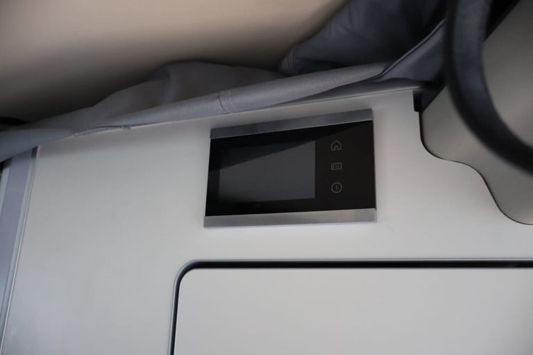 2022 Ford Transit Custom 2022 320 NUGGET Auto  ST styling 4 berth 185 BHP END KITCHEN FACTORY NUG...