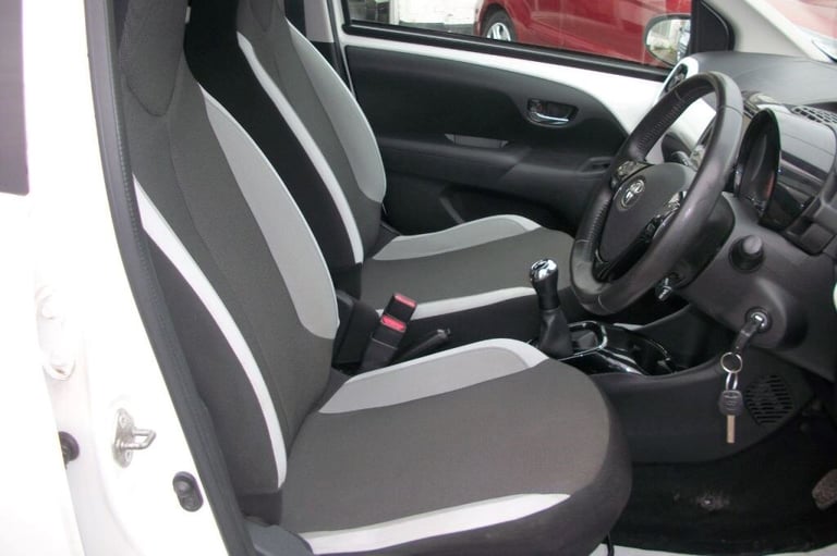  Toyota Aygo 1.0 X-PRESS VVT-I Petrol