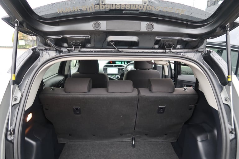 Toyota Aqua/Aygo/Yaris/Fit/Jazz Hybrid 1.5 Auto 5 Seater 5 dr Hatchback ULEZ Q20