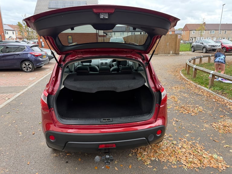 Nissan, QASHQAI, Hatchback, 2014, Manual, 1461 (cc), 5 doors