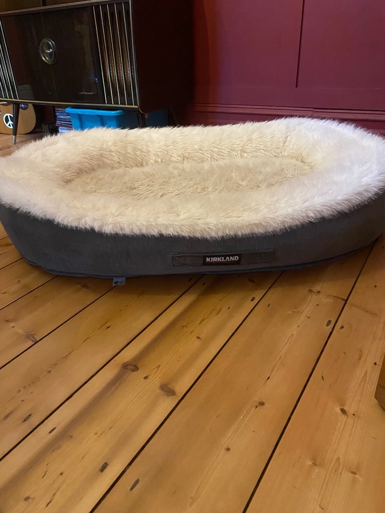 image for Extra large dog bed