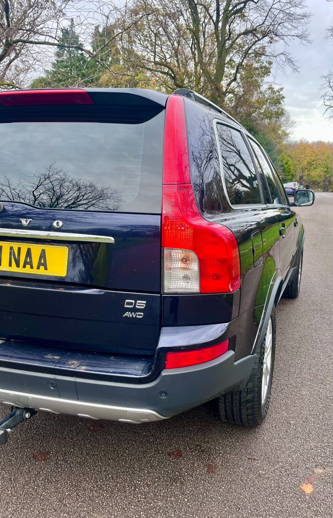 2011 Volvo XC90 2.4 D5 SE SUV 5dr Diesel Geartronic AWD (219 g/km  200 bhp)