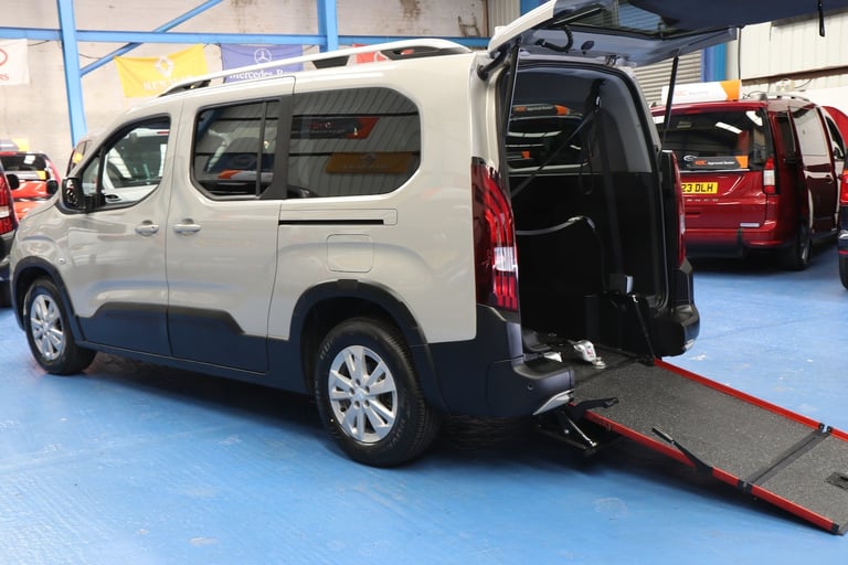 PEUGEOT RIFTER Petrol Auto WAV Automatic Mobility 