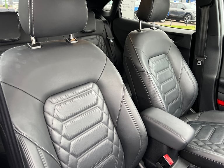 2023 Ford Puma 1.0 EcoBoost Hybr mHEV 155 ST-Line Vignale 5dr DCT HATCHBACK PETROL Automatic