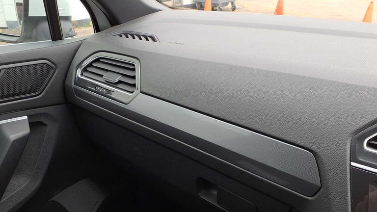 2020 Volkswagen Tiguan 2.0 TDi 150 R-Line Tech 5dr DSG Estate Diesel Automatic