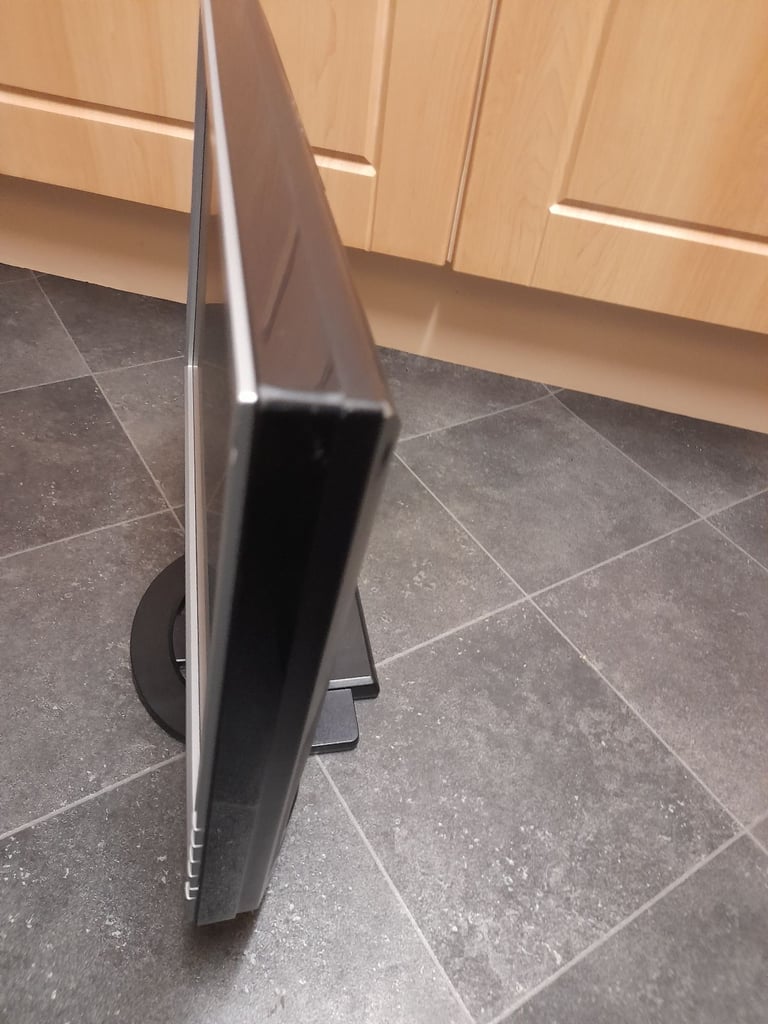 AOC lcd monitor W20W