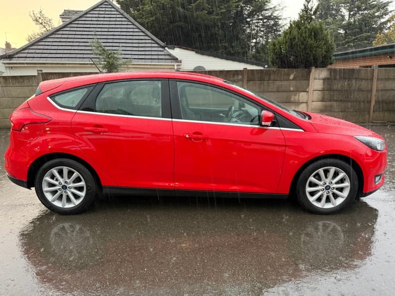 2018 Ford Focus 1.0T EcoBoost Titanium Hatchback 5dr Petrol Auto Euro 6 (s/s) (125 ps) Hatchback ...