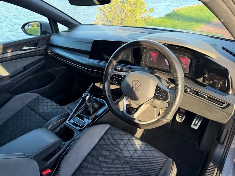 2023 23 VOLKSWAGEN GOLF 1.5 TSI R-LINE HATCHBACK 5DR PETROL MANUAL EURO 6 (S/S) 