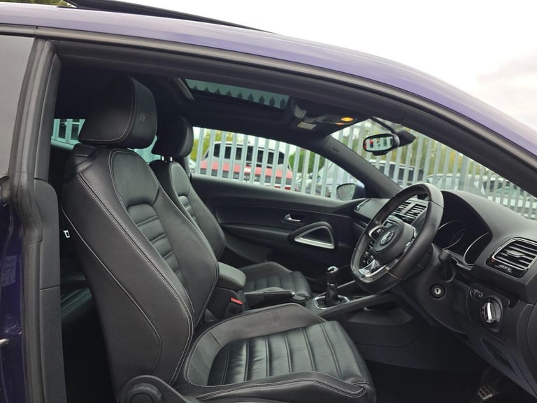 VOLKSWAGEN SCIROCCO 2.0 TDI BlueMotion Tech R-Line Euro 6 (s/s) 3dr 2015