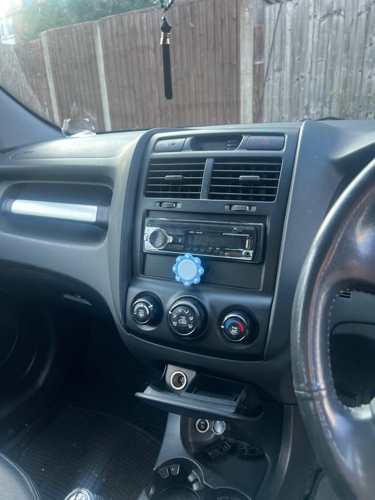 Kia, SPORTAGE, Estate, 2009, Manual, 1975 (cc),5 doors - Image 10