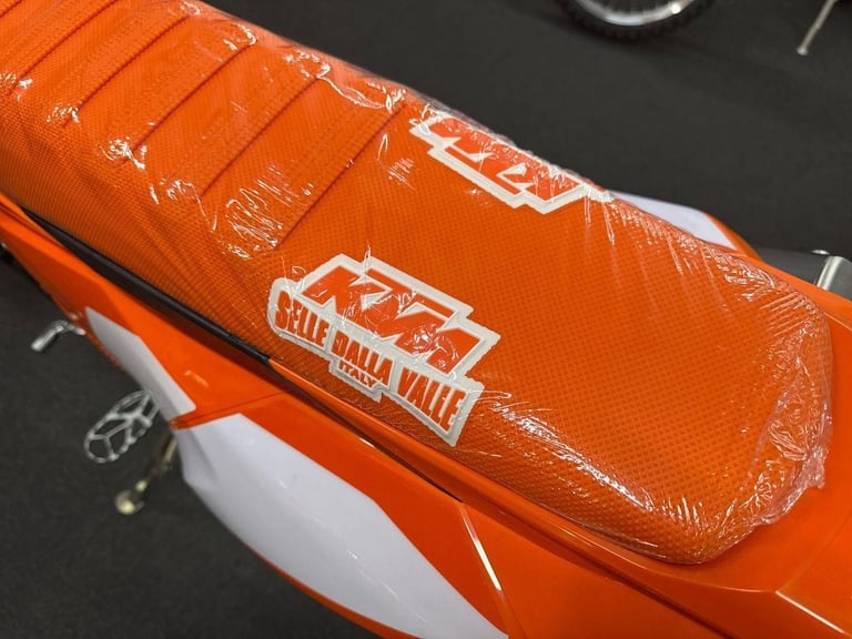 2025 KTM Offroad Enduro 450 EXC-F CHAMPION EDITION orange Manual