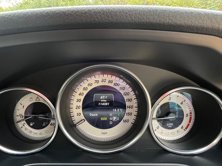 Mercedes-Benz, E Class, E250 CDi AMG Sport, Automatic, White, Saloon, beautiful condition