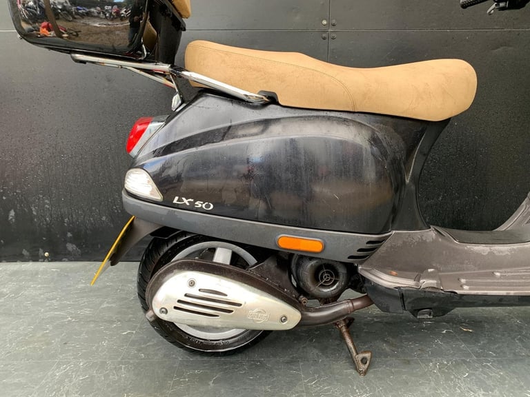 PIAGGIO VESPA LX50 PROJECT SCOOTER 50cc 2 STROKE HPI CLEAR