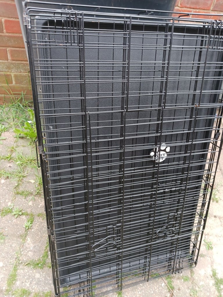 image for Assortment different size dog cages 
