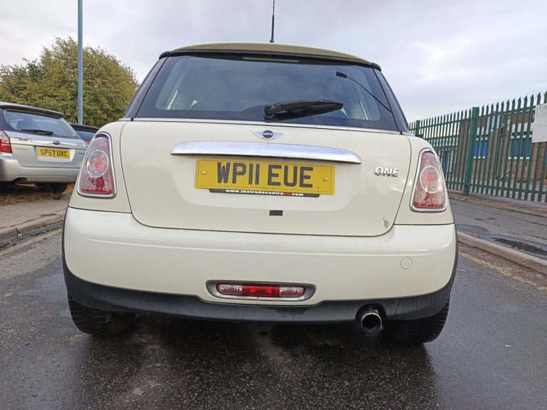 2011 MINI Hatch 1.6 One 3dr HATCHBACK Petrol Manual