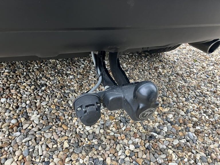 VOLVO XC60 2.4 D5 SE Lux 2011