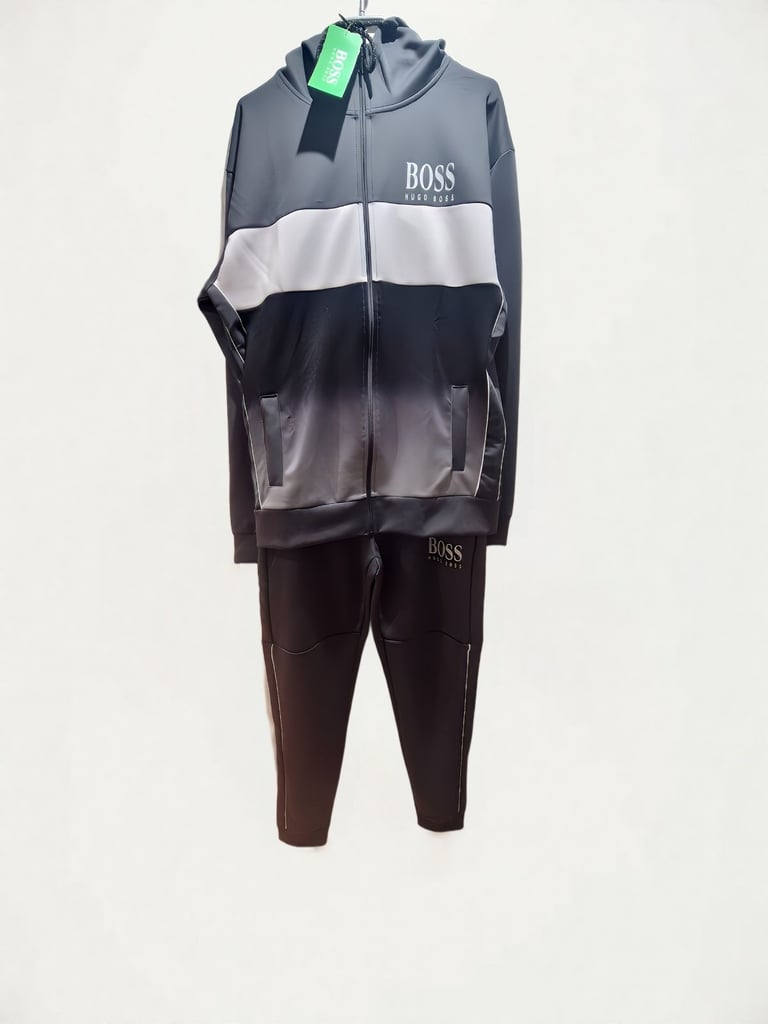 Mens Tshirt 10f , mens tracksuit set 40f