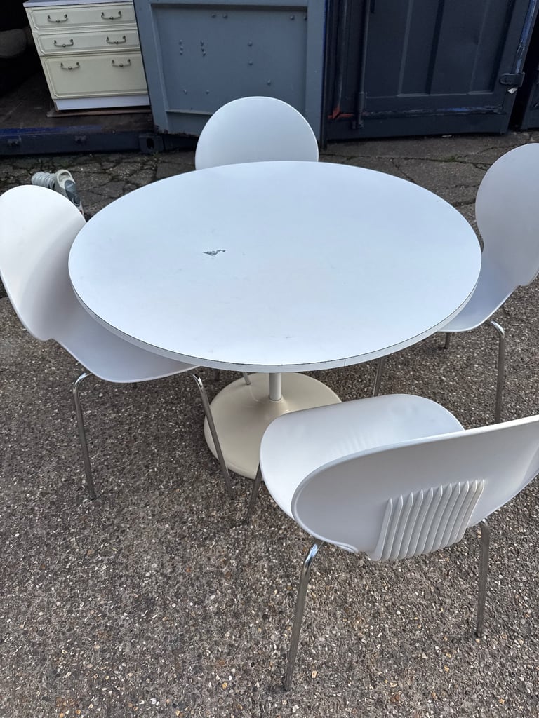 image for Round Table and Chairs x 4