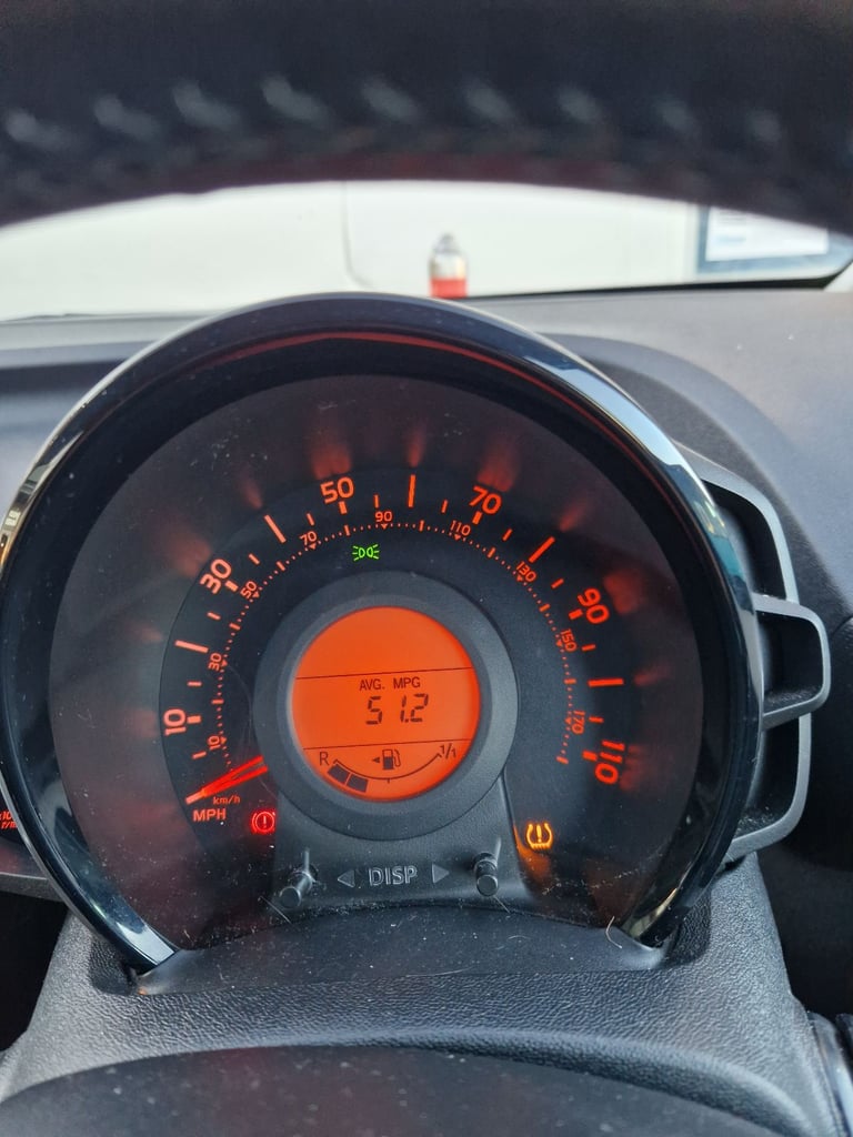 Citroen, C1, 1.2 Pure Tech Special Edition Hatchback, 2015, Manual, 1199 (cc), 3 doors