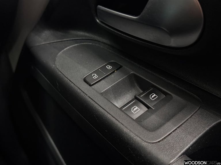 2019 SEAT Mii 1.0 12v GPF FR Line Hatchback 5dr Petrol Manual Euro 6 (75 ps) Hatchback Petrol Manual