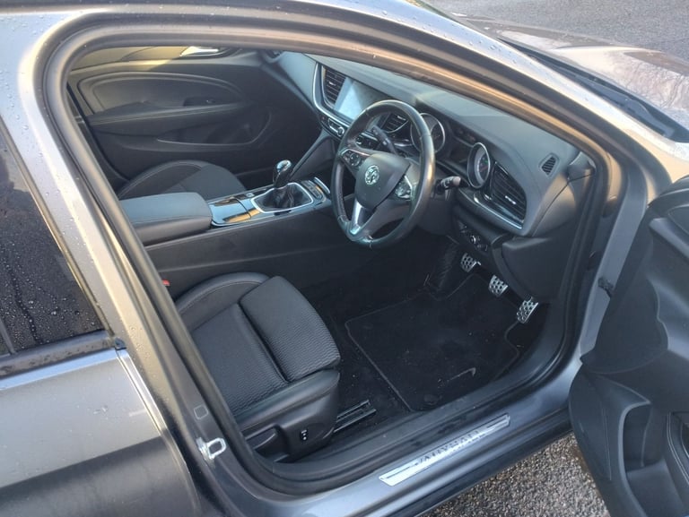 GRAND SPORT INSIGNIA, SRI NAV, 2017, 6SPD