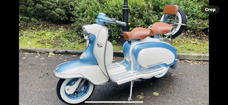 Piaggio Vespa 946 RED LTD-ETD 