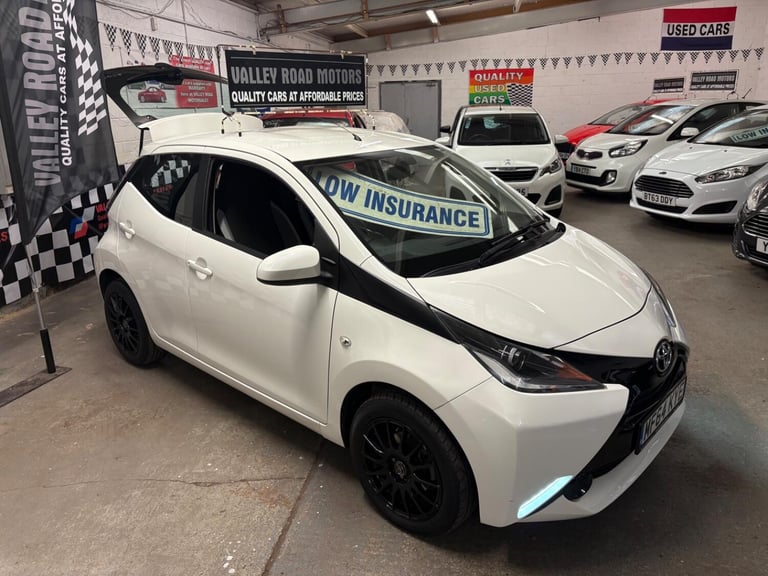 TOYOTA AYGO 1.0 VVT-i x-play 2014