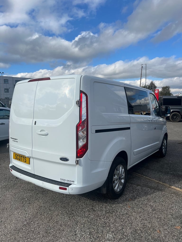 2019 Ford Transit Custom 2.0 EcoBlue 130ps D/Cab SWB Limited Van Crew Van Diesel Manual