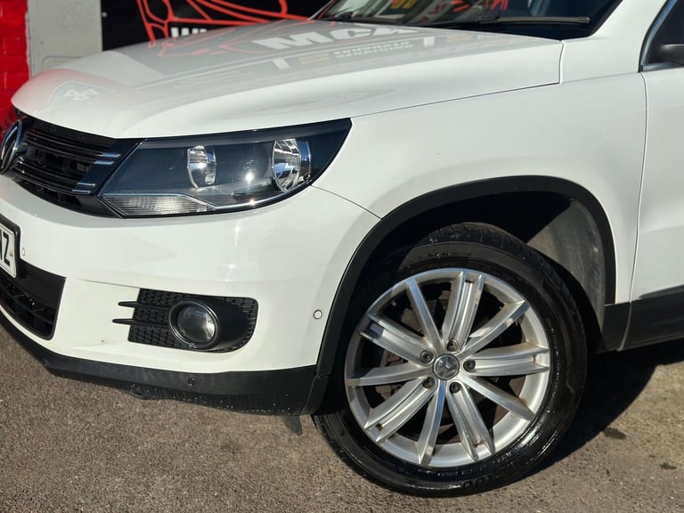 2015 Volkswagen Tiguan 2.0 TDI BlueMotion Tech Match Edition DSG 4WD Euro 6 (s/s) 5dr ESTATE Dies...