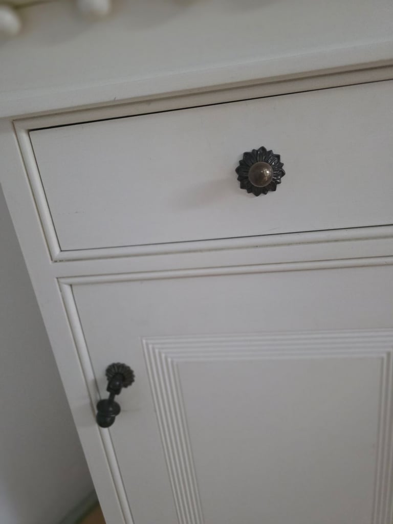 Scabby Chic Mini Cupboard