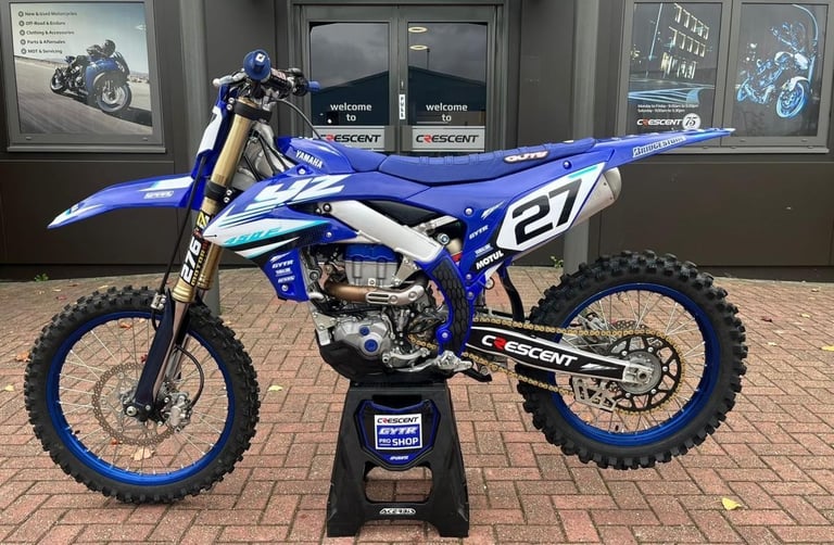 YAMAHA YZ450F / YZF450 2025 - LOW HOURS - IMMACULATE EXAMPLE - CRESCENT SUPPLIED