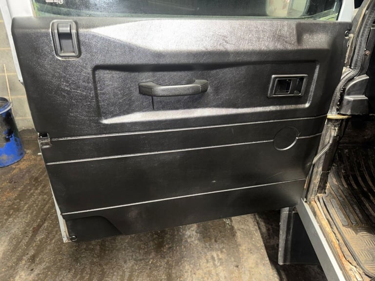 2008 Land Rover Defender 90 2.4 TDCi County Hard Top SUV 4WD SWB Euro 4 3dr PANEL VAN Diesel Manual