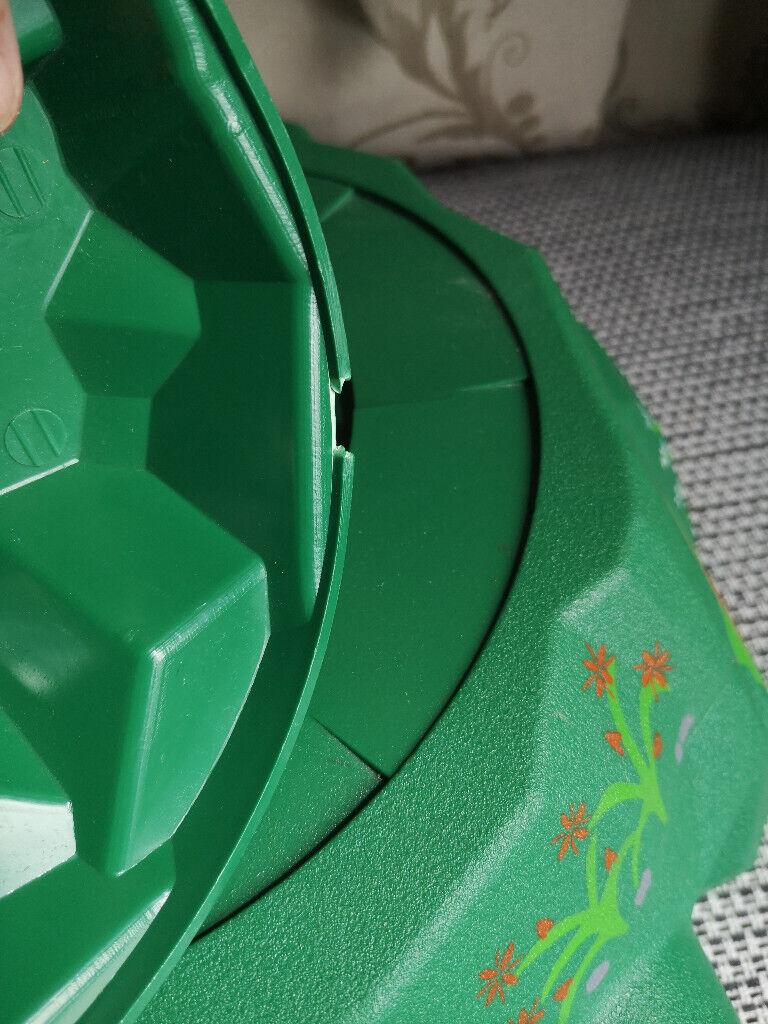 Large green plastic Hill and Tunnel for wooden train track BRIO