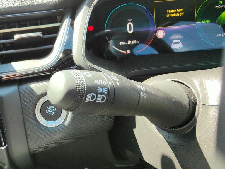 2022 Renault Captur 1.6 E-Tech full hybrid 145 Engineered 5dr Auto Hatchback Hybrid Automatic